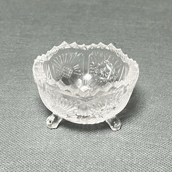 Vintage Footed Salt Dip LG Wright Glass Paneled Thistle/Delta w/ Bee Mark-UV - Picture 5 of 10